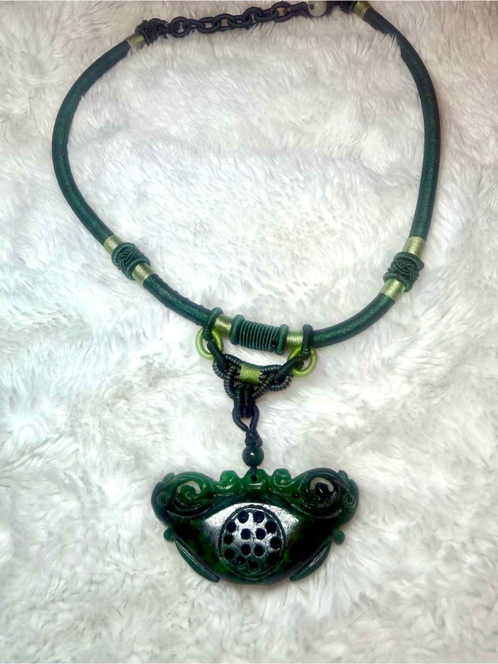 Grade A+ Flower Green Jade Jadeite Crab Carving Wealth Silk Necklace Vintage